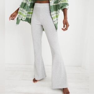 Aerie Groove-On Velour Flare Pants
